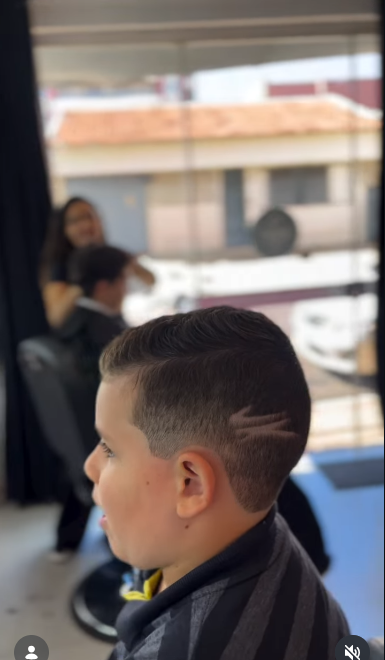 Corte infantil na barbearia Dany du Corte